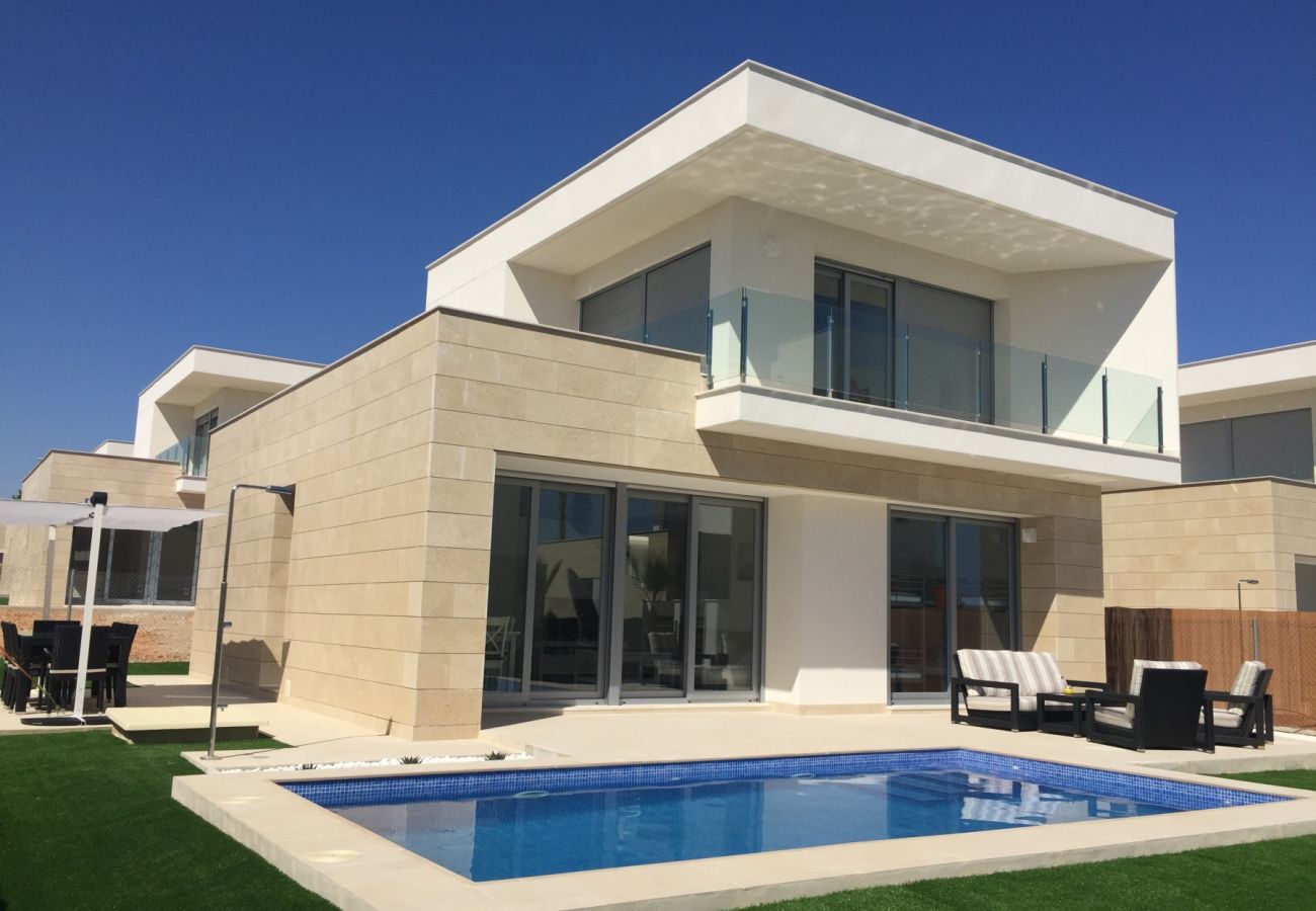 Zapholiday  –  3018 - villa Orihuela, Alicante  –  piscina