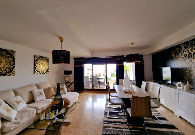 Villa en San Roque - Marina Alcaidesa 2305